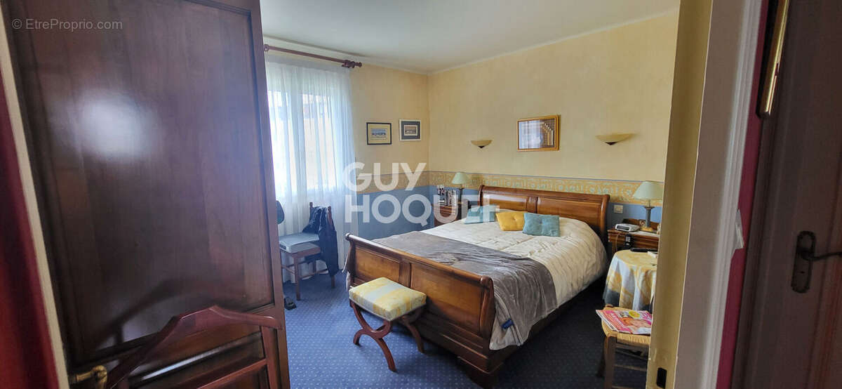 Maison à GRAND-CHAMP