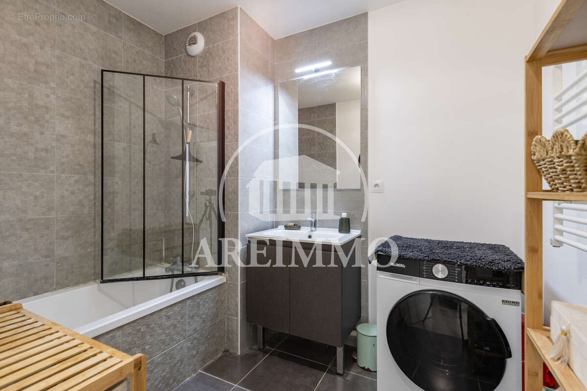 Appartement à CASTELNAU-LE-LEZ