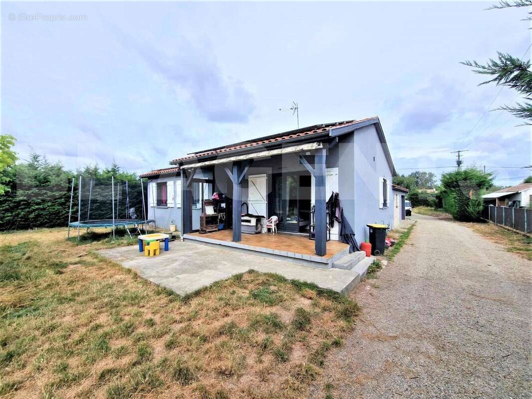 pierre st porquier1 - Maison à SAINT-PORQUIER