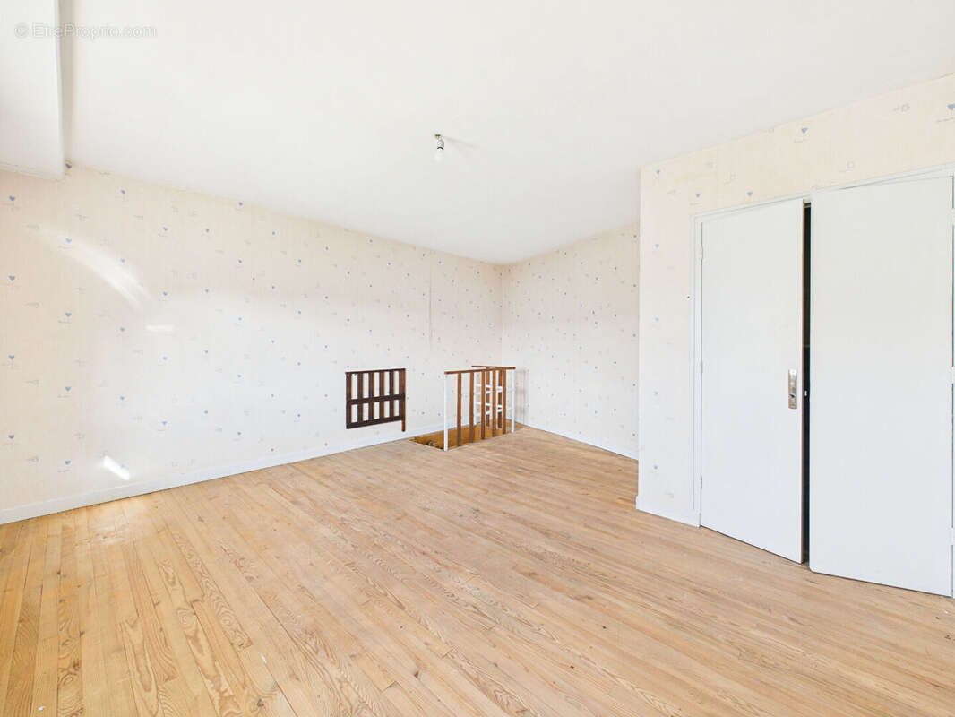 Maison à PORTES-LES-VALENCE