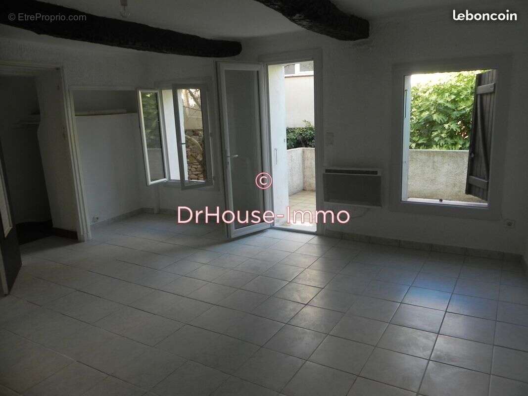Appartement à LE LUC