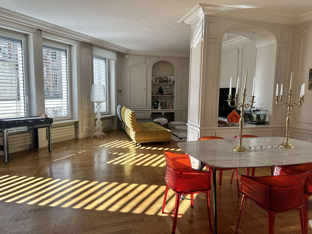 Appartement à SAINT-ETIENNE