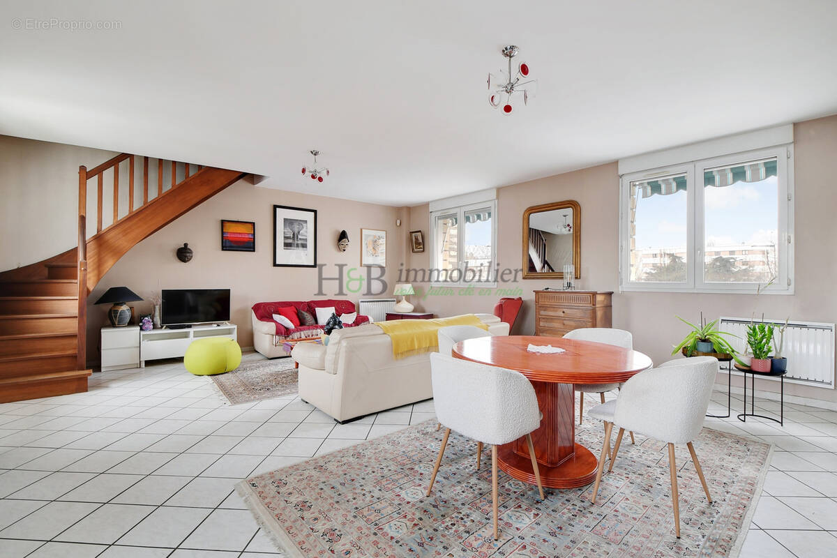 Appartement à MAISONS-ALFORT