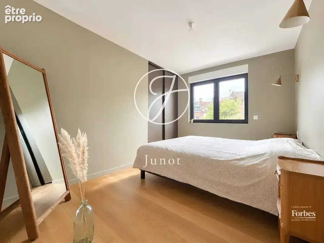 La Madeleine – BOTANIQUE – Maison à vendre – 6 pièces – 146,14 m² habitables – 4 chambres –  Bureau - Terrasse 60 m² - Garage en - photo 6