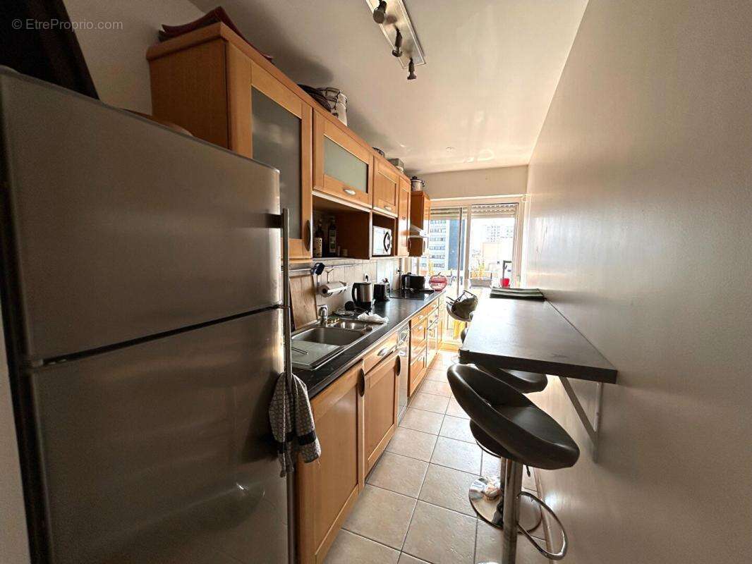 Appartement à PARIS-15E