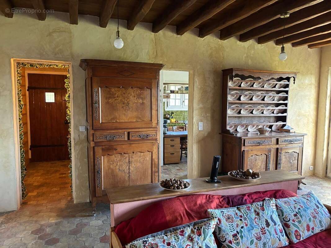 Maison à MEZY-SUR-SEINE