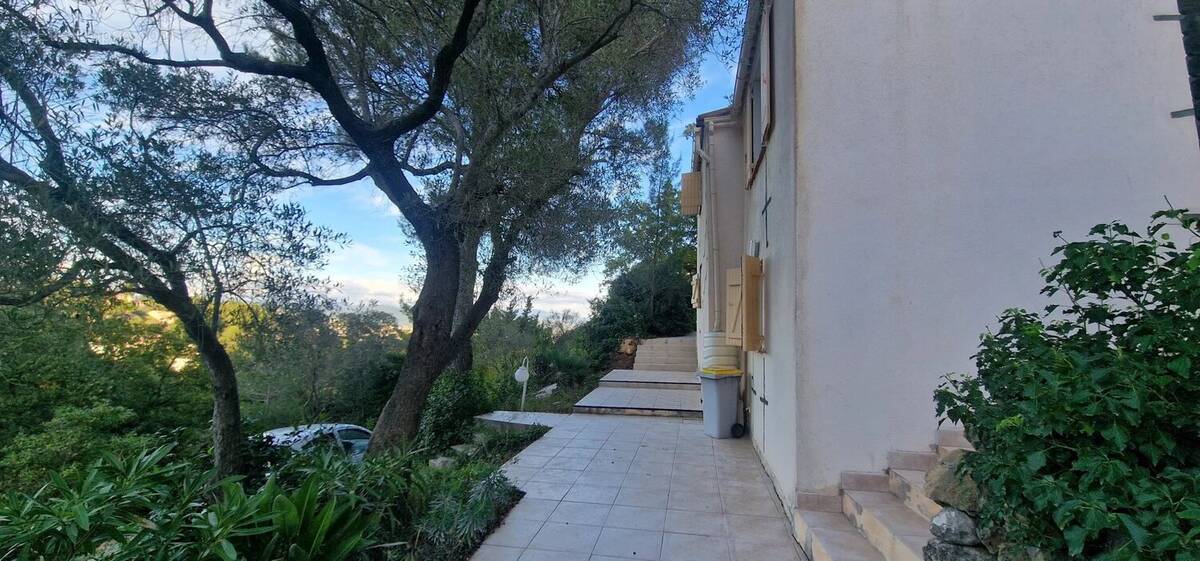 Maison à HYERES
