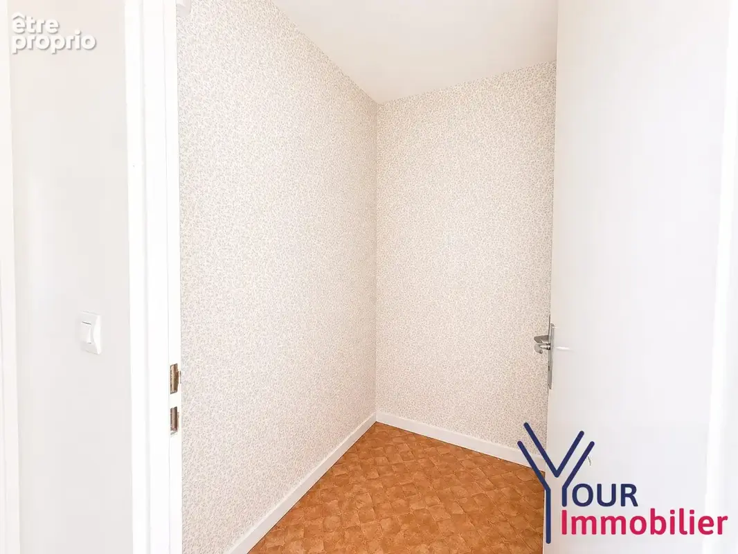 Appartement 3 pièces 75 m² à vendre à Venissieux (69200) - photo 7