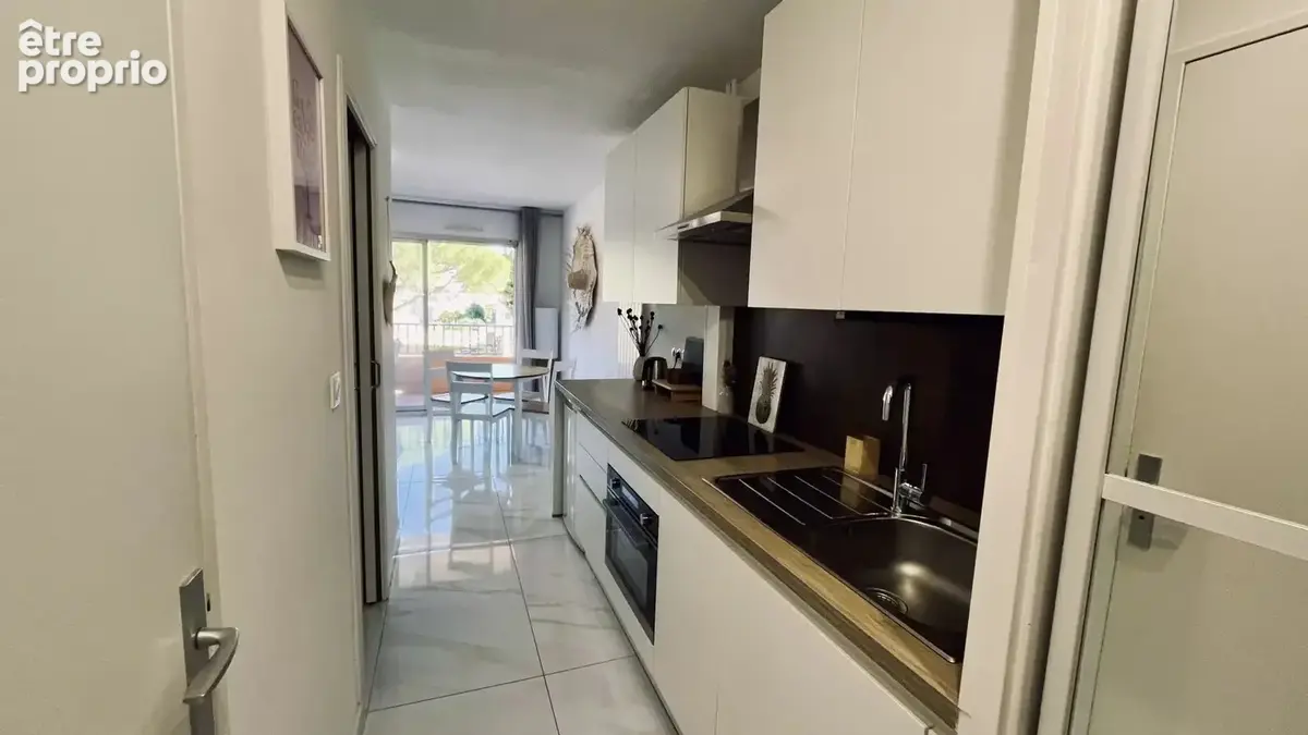 Golfe-Juan Studio 31 m² idéal investissement locatif - photo 7
