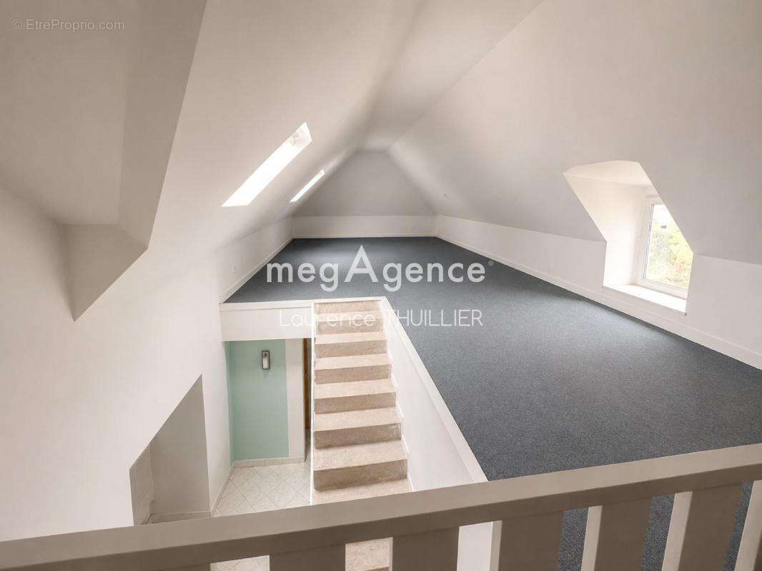 Maison 205 m² 8 pièces - photo 12