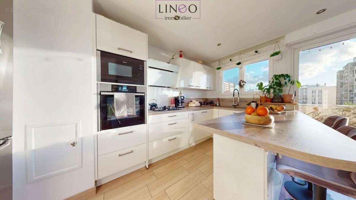 Appartement à CHOISY-LE-ROI