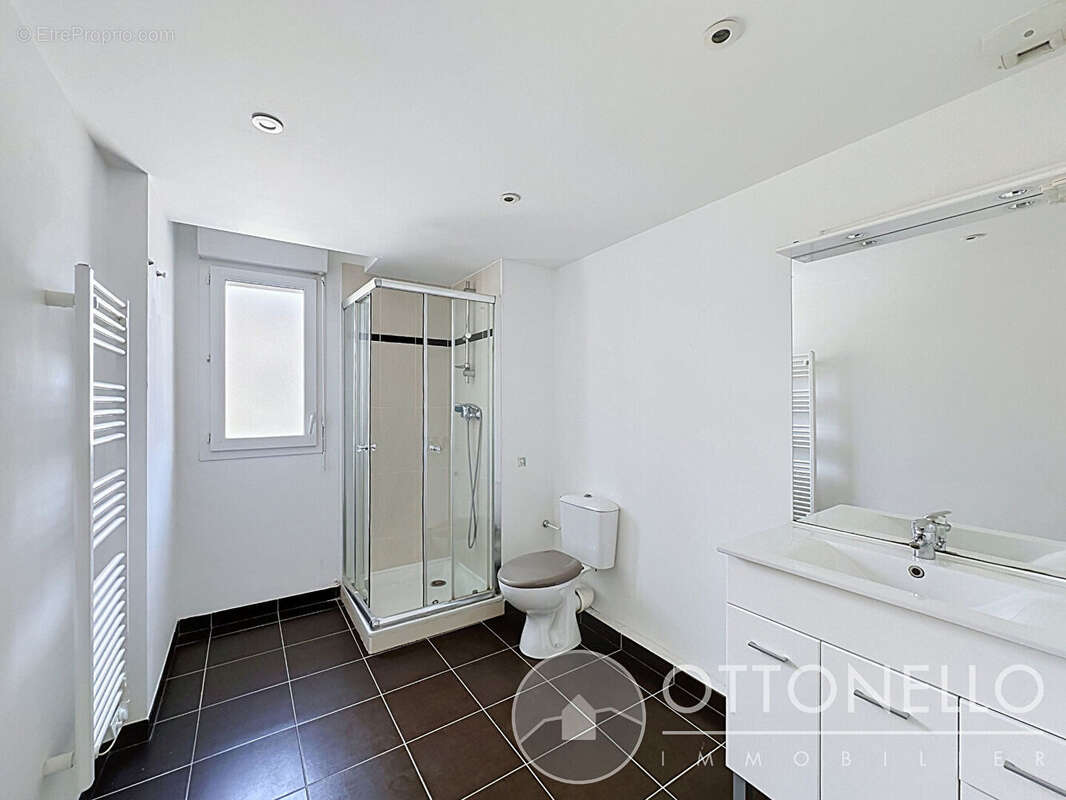 Appartement Roquebrune Sur Argens 2 pièces 48.44 m2 avec terrasse, balcon et 2 parkings - photo 8