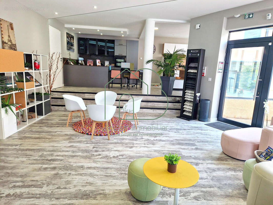 Commerce 164 m² à Decazeville  - photo 6