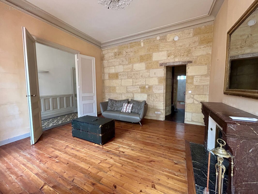Appartement à BORDEAUX