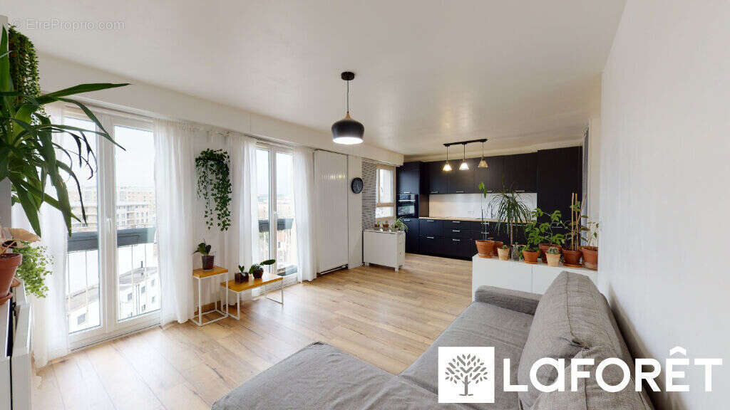 Appartement à NANTERRE