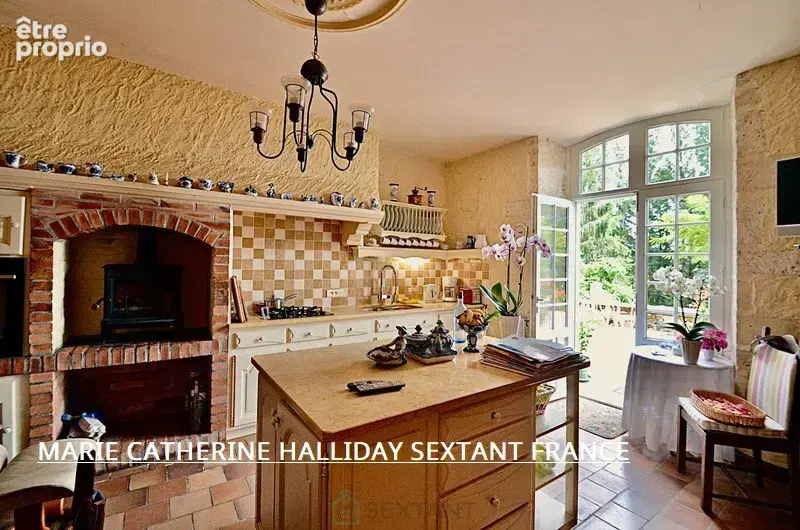 Niche en hauteur magnifique chateau sur 7700 m2 avec sa source - photo 21