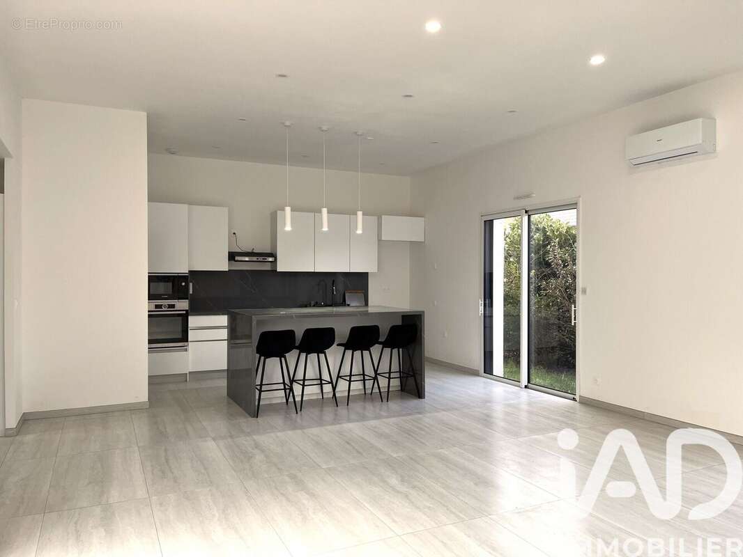 Photo 2 - Maison à BRISSAC-QUINCE