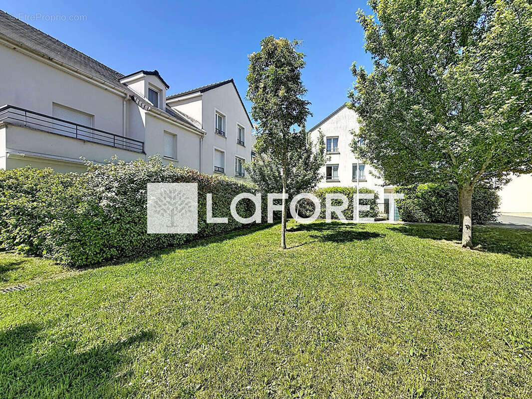 Appartement à MOISSY-CRAMAYEL