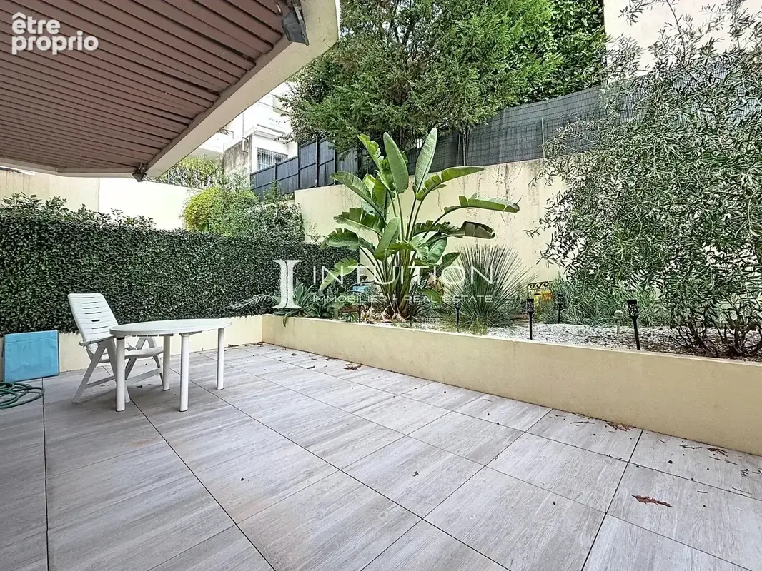 Cannes - Stanislas : Appartement 2 pièces en rez-de-jardin - photo 2