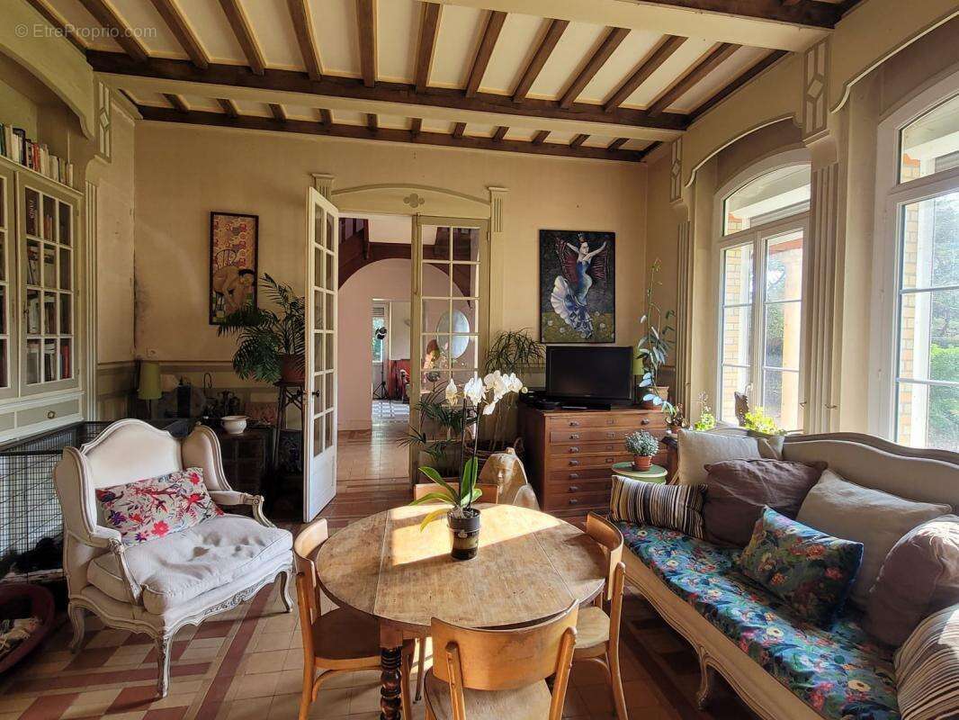 Maison à SAINT-CALAIS