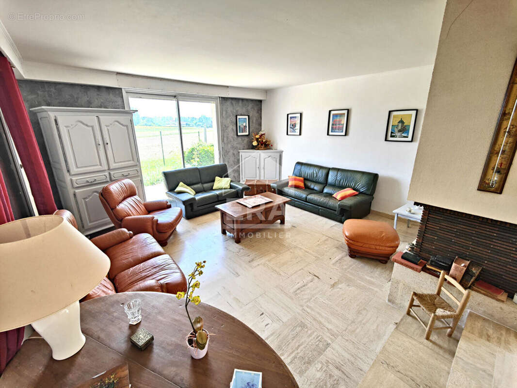 Maison à SAINTE-SEVERE