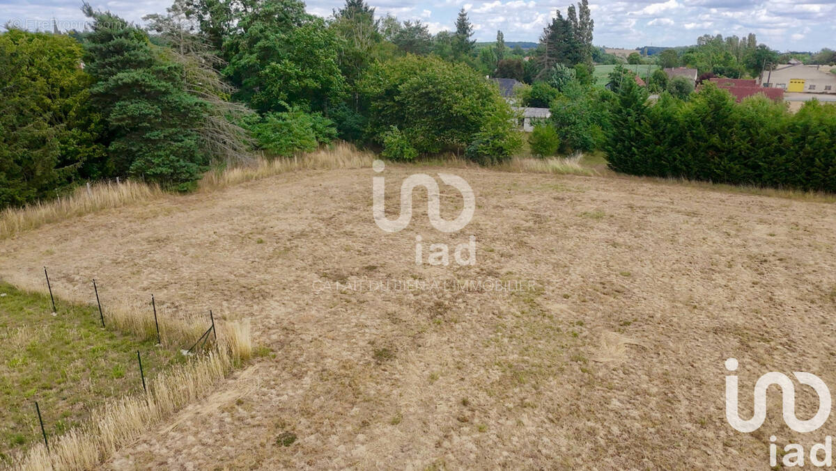 Photo 1 - Terrain à LA CHAPELLE-SUR-AVEYRON