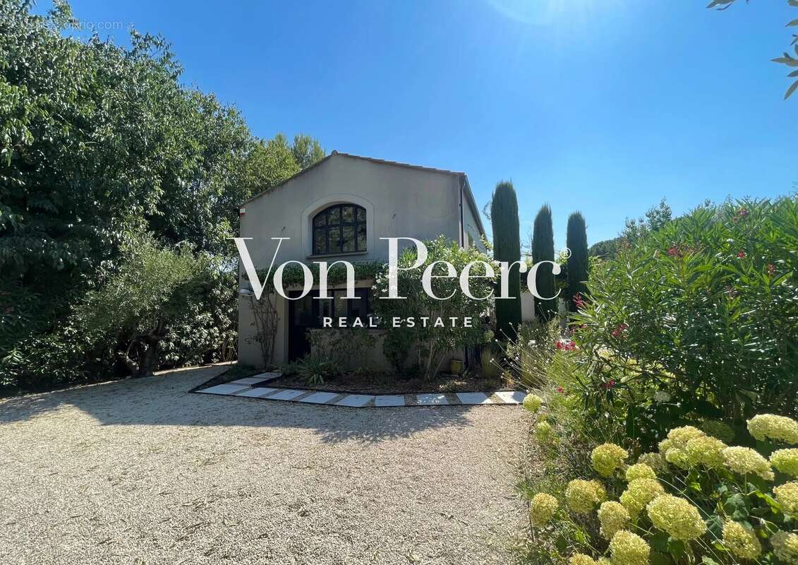 Maison contemporaine de plain pied à Saint Rémy de Provence - photo 14