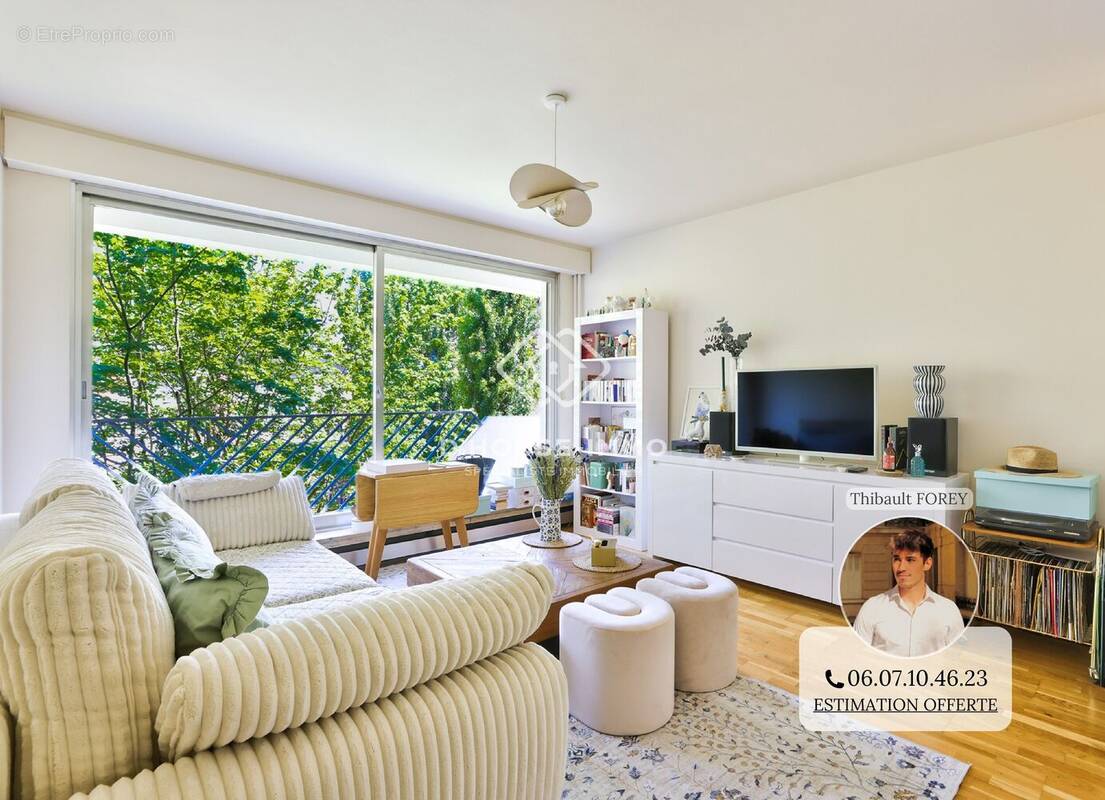 Appartement à NEUILLY-SUR-SEINE