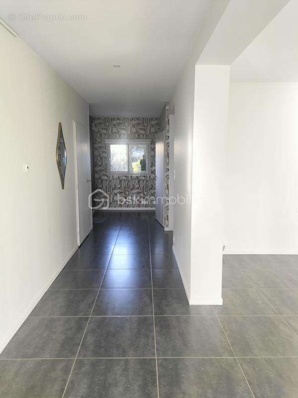 Élégante maison contemporaine aux prestations soignées  - photo 7