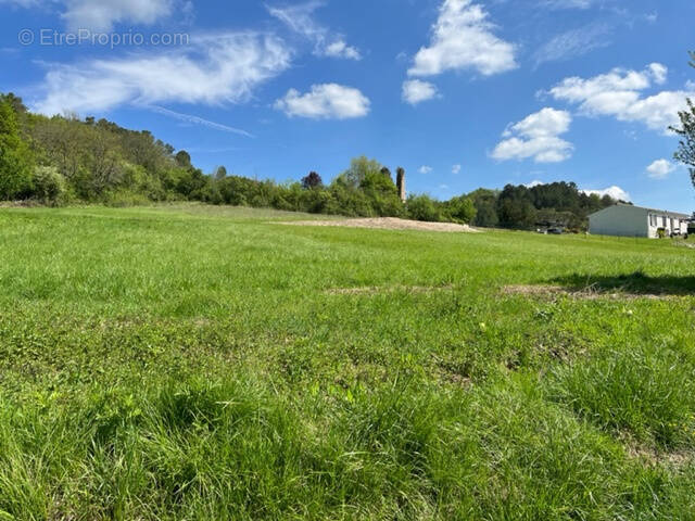 Terrain à SAINT-PAUL-DE-SERRE