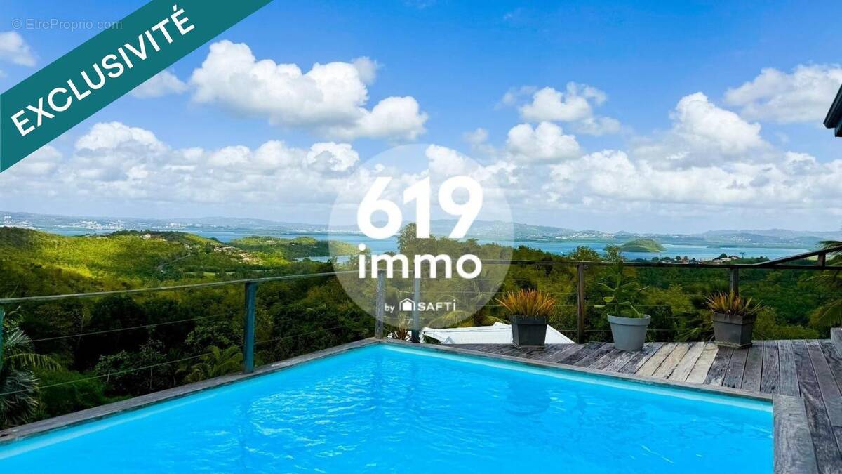 Photo 1 - Maison à LES TROIS-ILETS