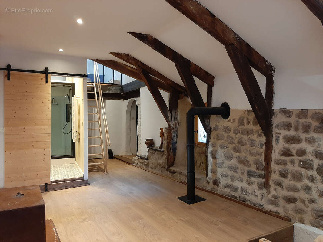 Maison à ALBON-D'ARDECHE