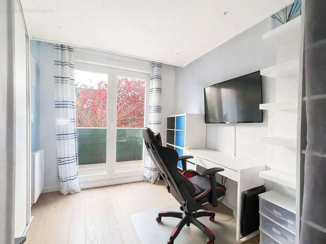 Appartement à SURESNES