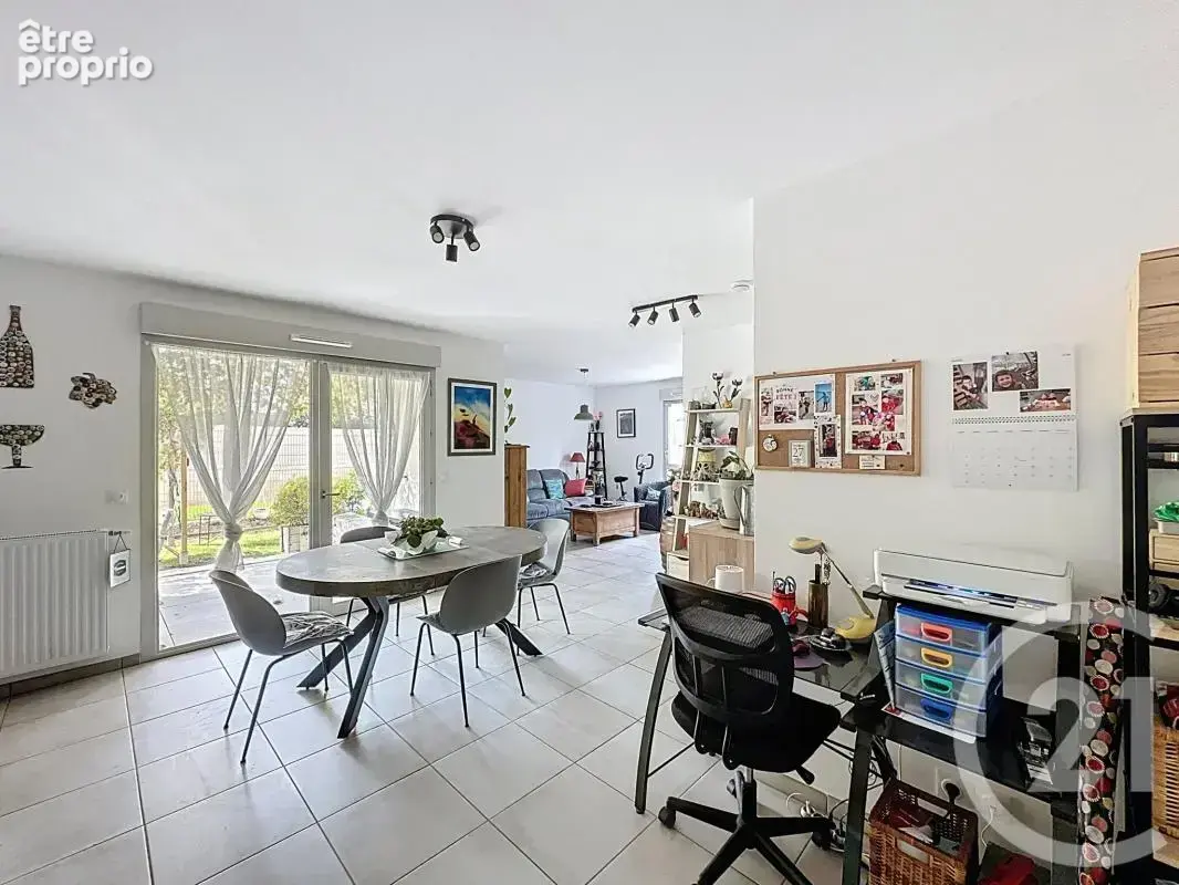 Appartement 66 m² à Serezin-Du-Rhone  - photo 10