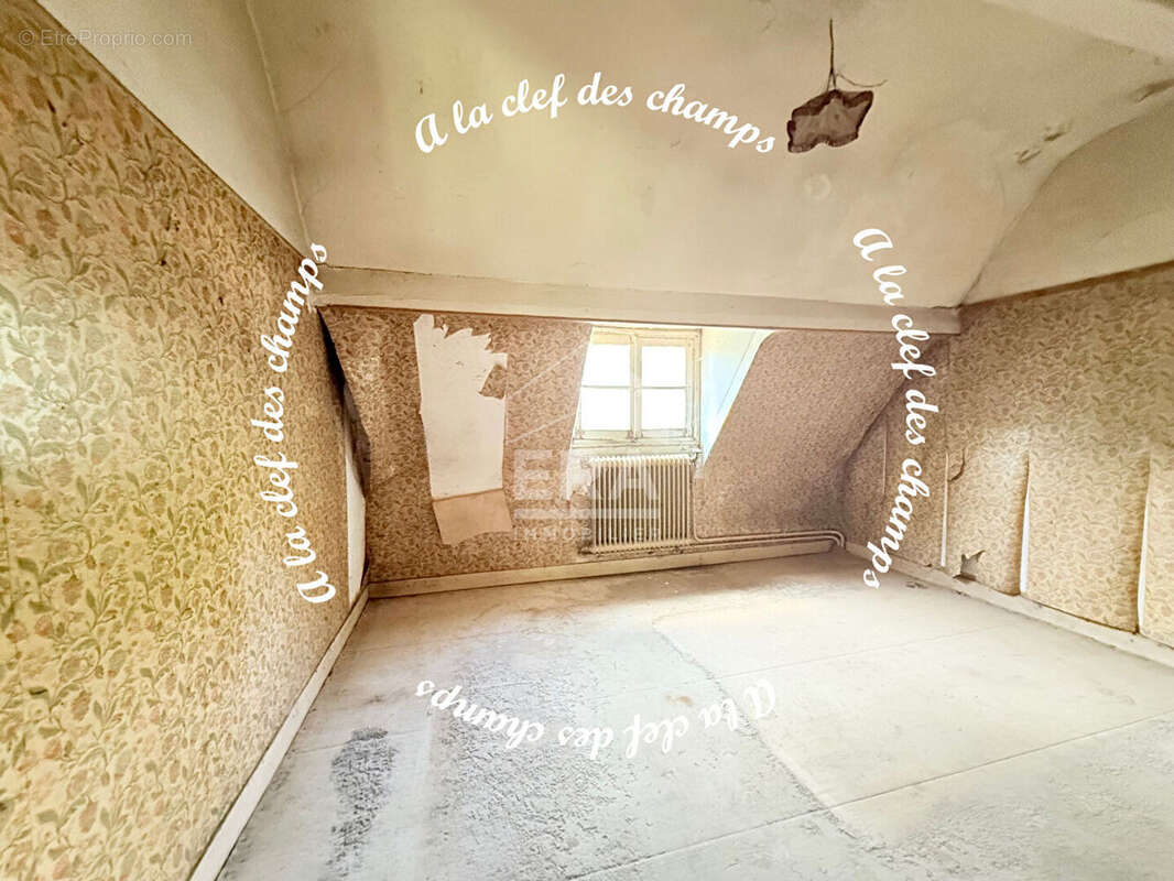 Maison à SAINT-REMY-LES-CHEVREUSE