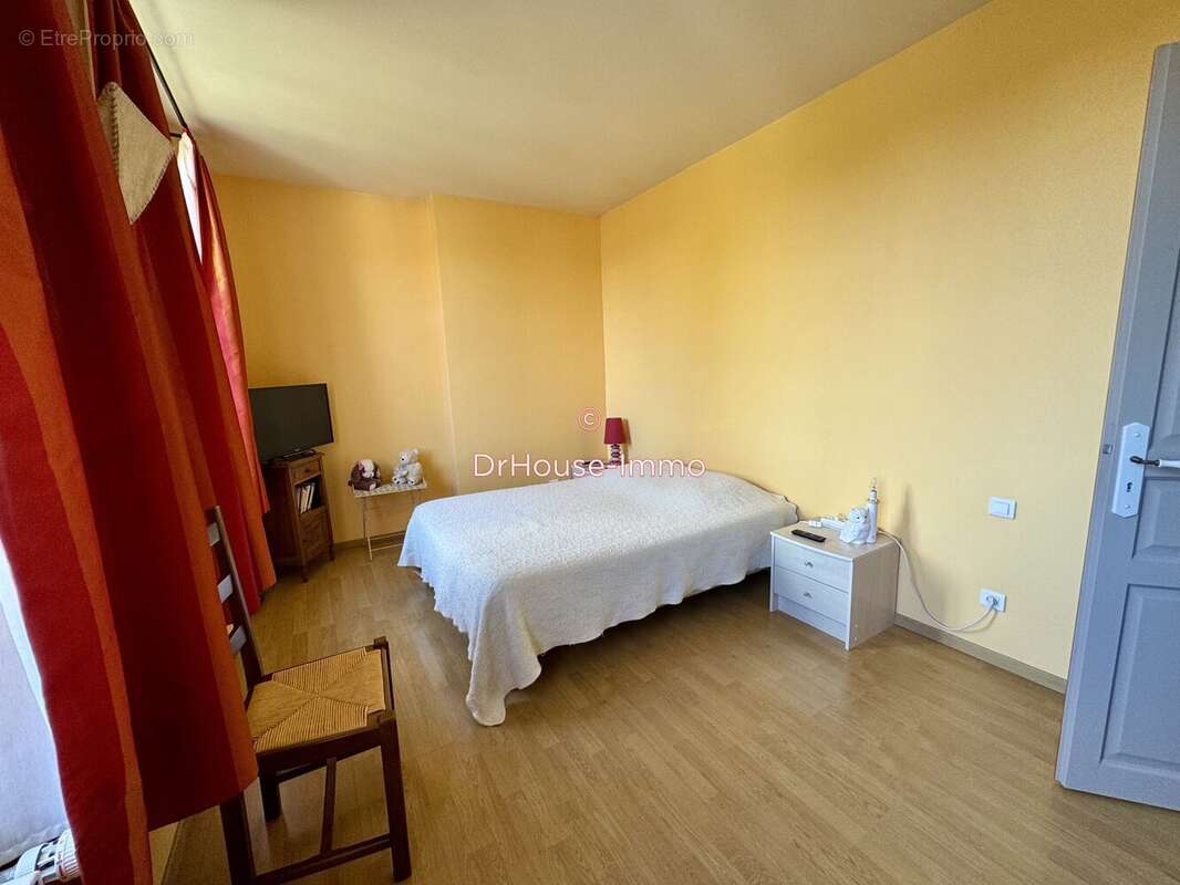 Maison à SAINT-VAAST-D&#039;EQUIQUEVILLE