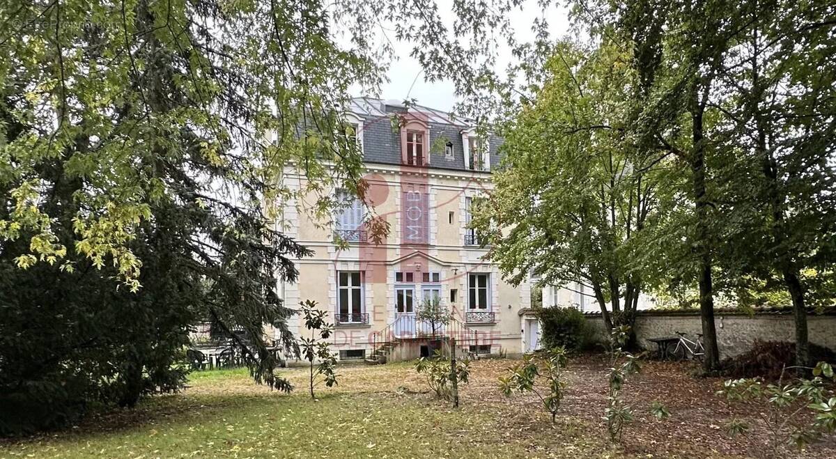 Maison à FONTAINEBLEAU