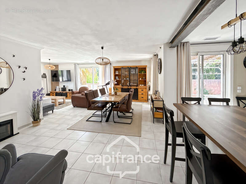 Maison à LE CRES