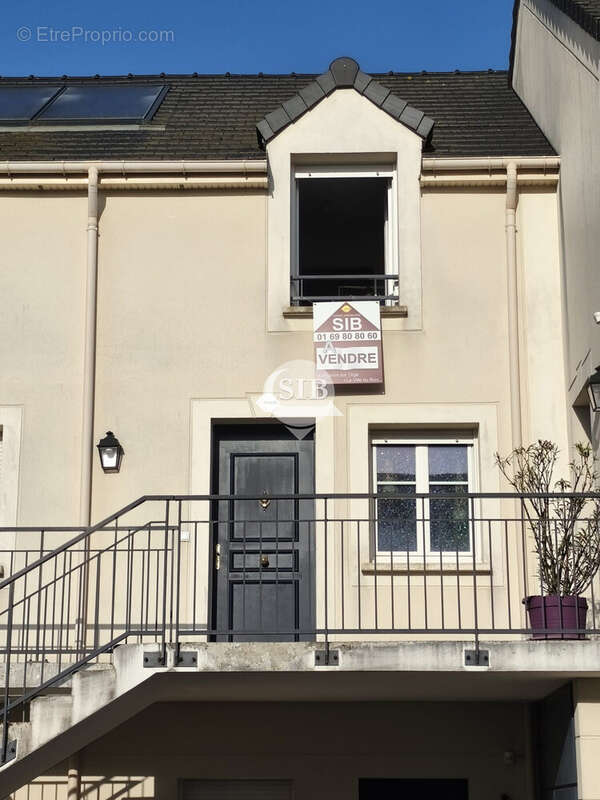 Appartement à VILLIERS-SUR-ORGE