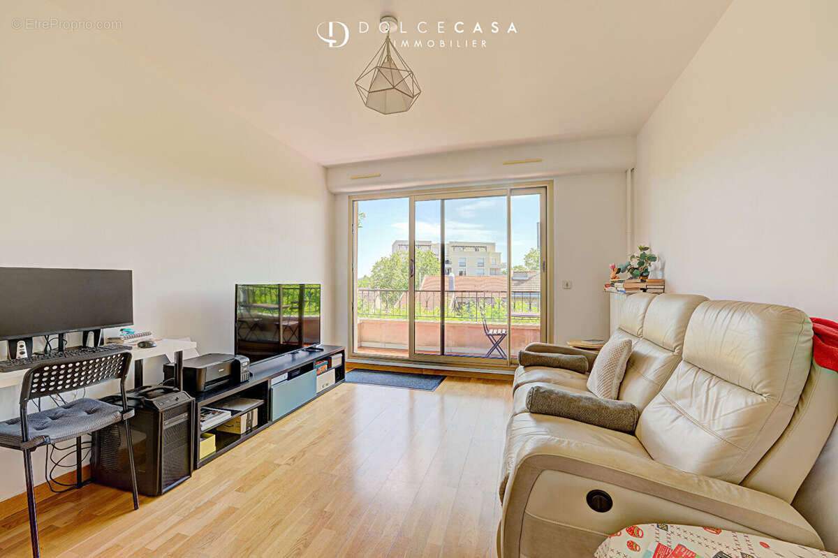 Appartement à LE PERREUX-SUR-MARNE