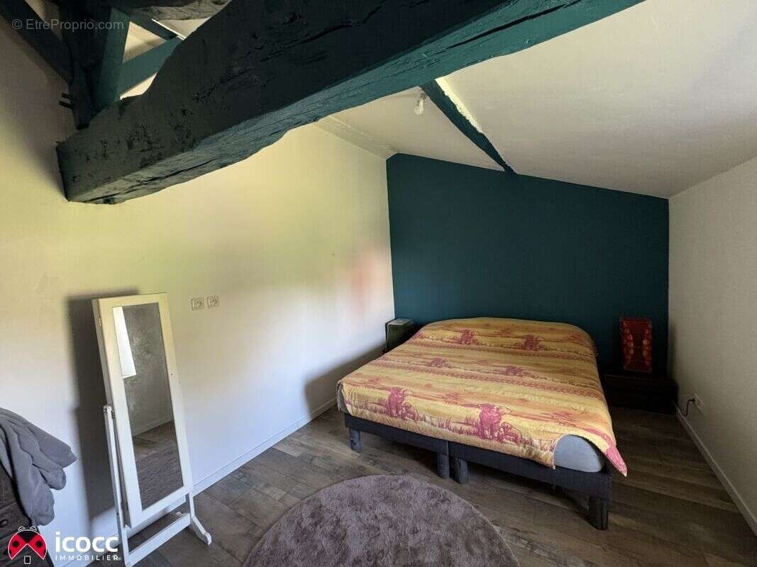 Maison à LES MAGNILS-REIGNIERS