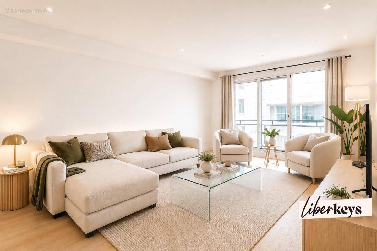 Appartement à PARIS-16E