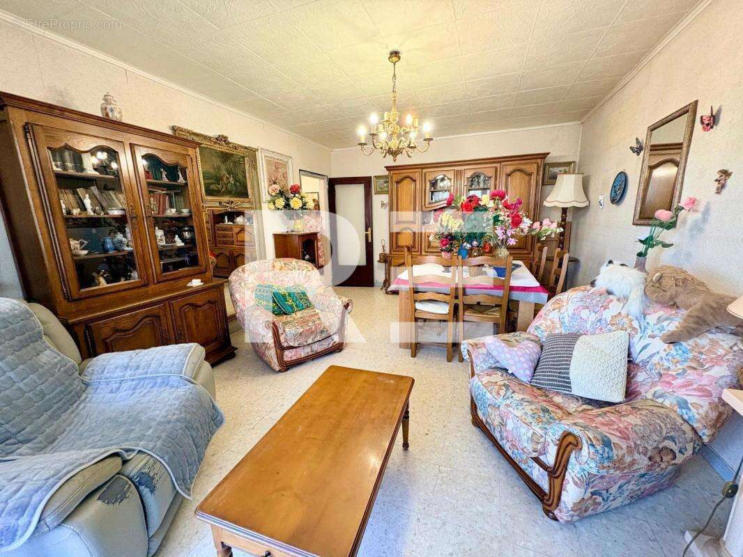 Appartement à NIMES