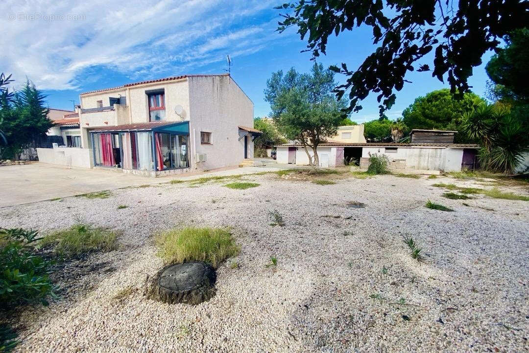 Maison à SAINT-CYPRIEN