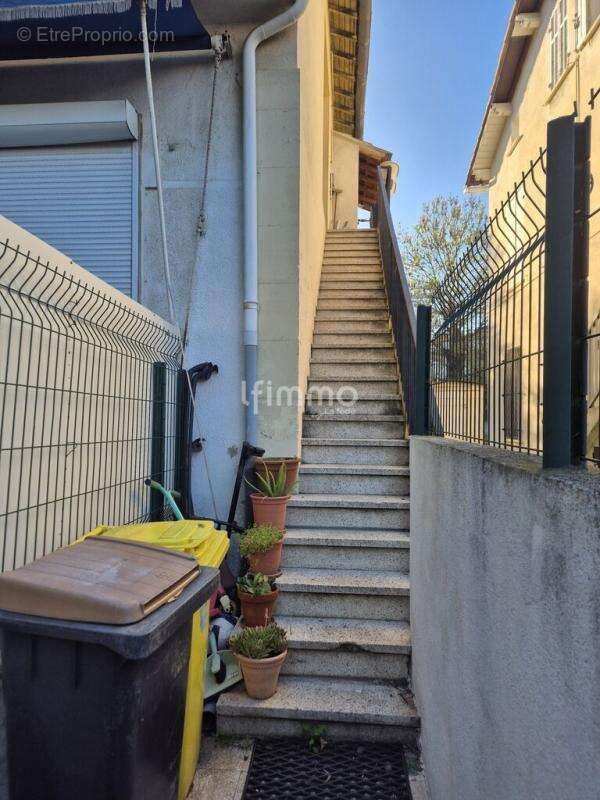 Appartement à MARSEILLE-11E