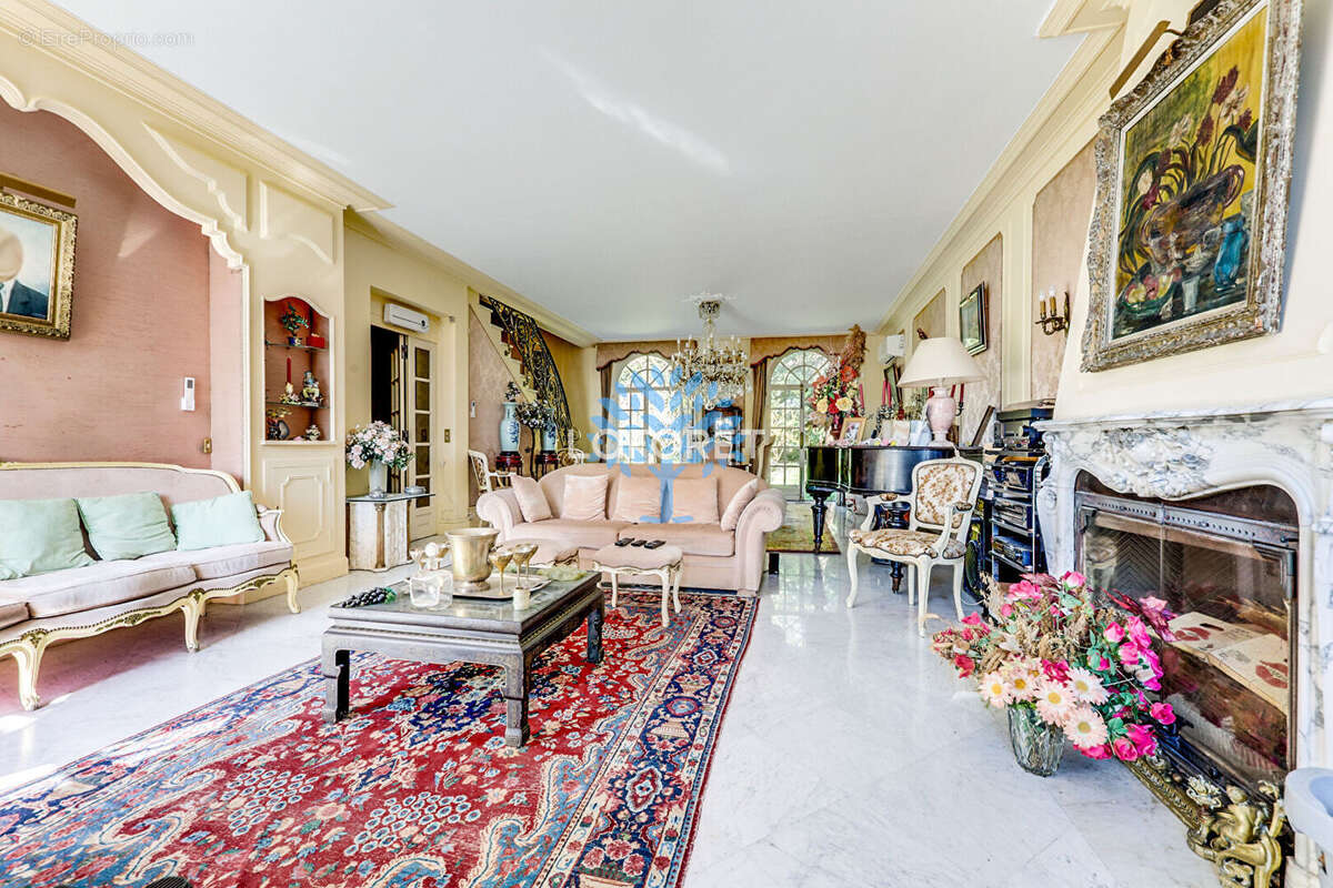 Maison à FONTENAY-SOUS-BOIS