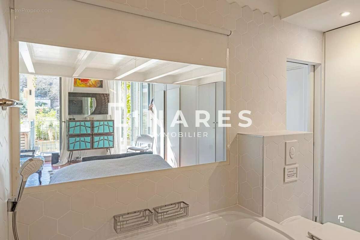 Appartement à MARSEILLE-6E