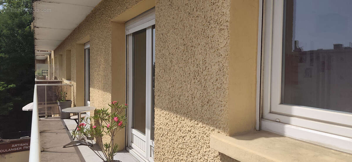 Appartement à BILLERE