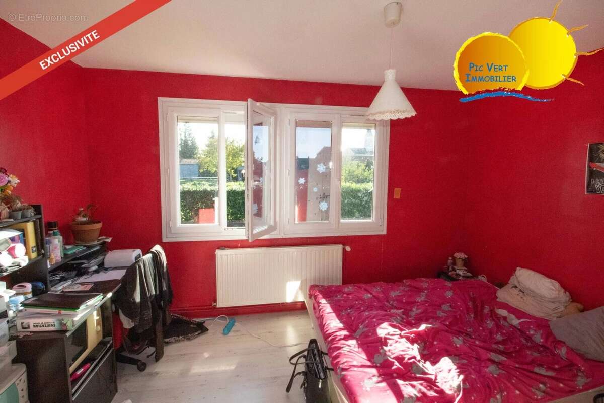 Maison à LES MAILLYS