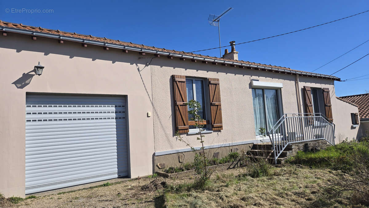 Maison à CHAMPTOCEAUX